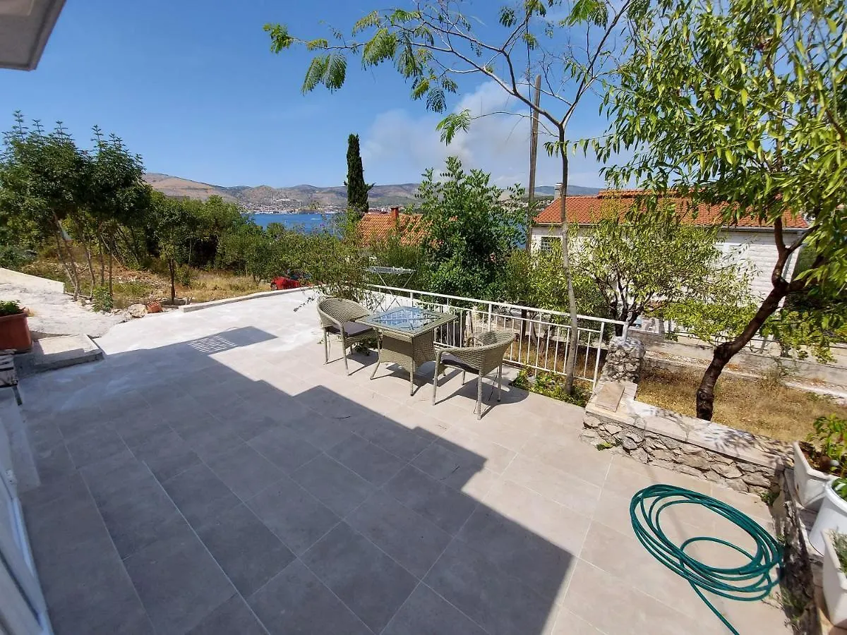 See View Apartment Trogir